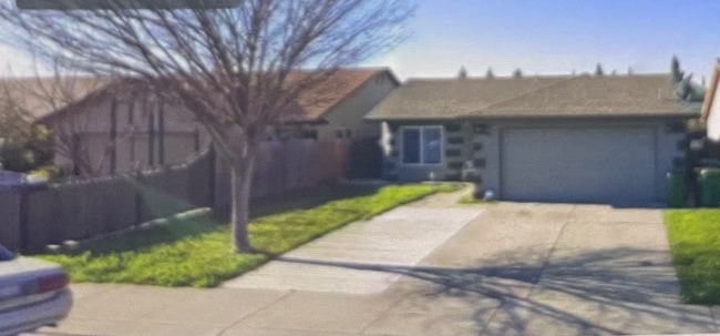 134 Cordova Ln in Stockton, CA - Building Photo - Building Photo