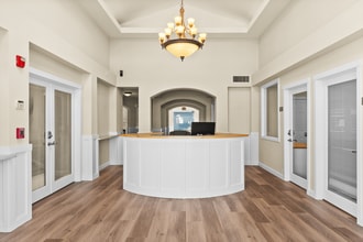 Westmall Terrace Apartments in Tacoma, WA - Foto de edificio - Building Photo