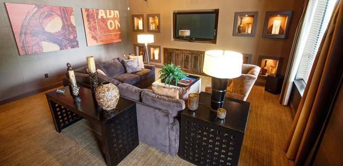14723 T C Jester Blvd in Houston, TX - Building Photo