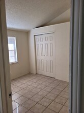 910 Destello Rd in El Paso, TX - Building Photo - Building Photo