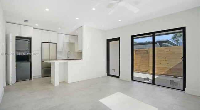 1119 W Las Olas Blvd, Unit 1