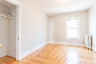 120 Kenrick St, Unit 1 in Boston, MA - Building Photo - Building Photo