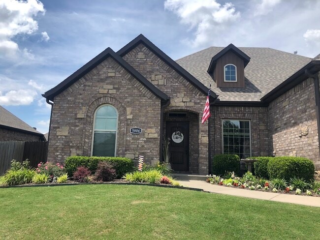 property at 5804 S 66th St