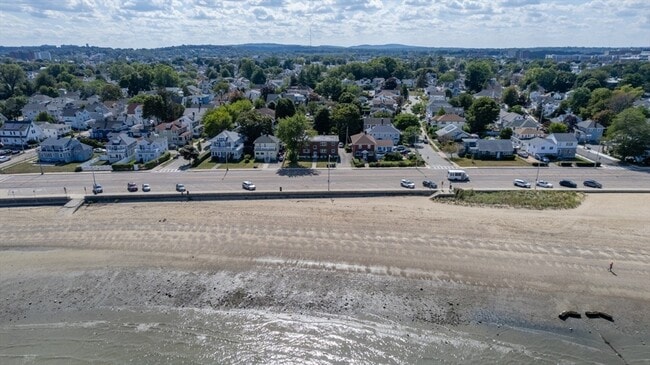 623 Quincy Shore Dr in Quincy, MA - Building Photo - Building Photo