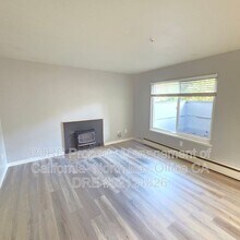 900 Civic Center Dr in Rohnert Park, CA - Building Photo - Building Photo