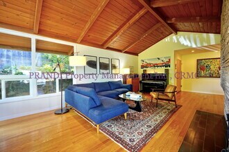 360 Vista Grande in Kentfield, CA - Building Photo - Building Photo