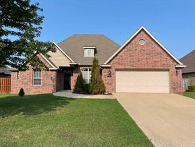 property at 4104 SW Layton Rd