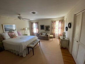 44 Muirfield Ct in Weems, VA - Building Photo - Building Photo