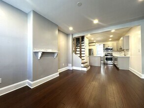 1320 Crease St in Philadelphia, PA - Building Photo - Building Photo
