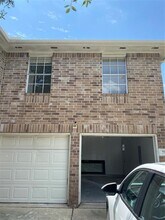 710 Hidden W Rdg in Houston, TX - Building Photo - Building Photo