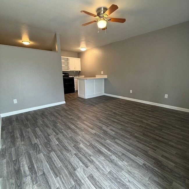 property at 106 New Dallas Hwy