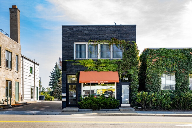918 N Main St, Unit West