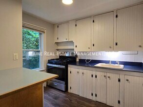 93 Newbury St in Auburn, ME - Building Photo - Building Photo