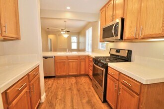 1224 Manza Cir in Roseville, CA - Building Photo - Building Photo