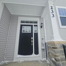 233 Settlers Pl in West Dundee, IL - Building Photo - Building Photo