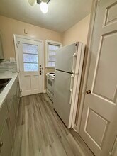 2228 Crescent Rd, Unit 4 in Niskayuna, NY - Building Photo - Building Photo