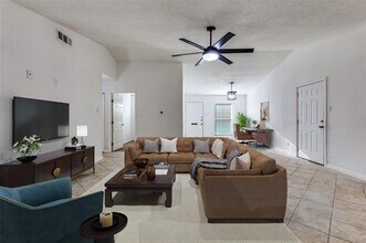 108 Mariana Dr in Richardson, TX - Building Photo - Building Photo