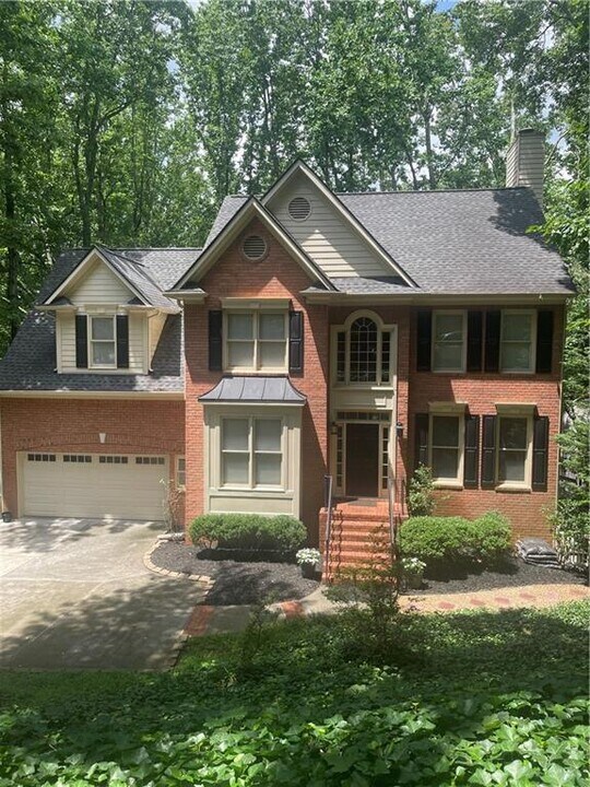 1915 Habersham Trce in Cumming, GA - Building Photo