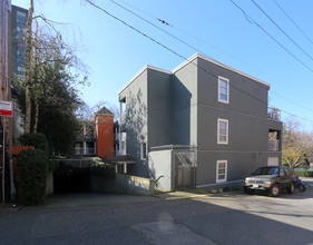 The Westbriar in Vancouver, BC - Building Photo - Building Photo