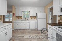 1318 Pointer Dr SW photo'