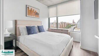 2010 West End Ave, Unit 705 in Nashville, TN - Building Photo