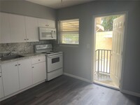 1119 N 22nd Ave, Unit 1 in Hollywood, FL - Building Photo - Building Photo