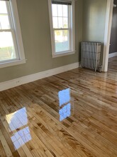 468 Massasoit Rd, Unit Second Floor in Worcester, MA - Building Photo - Building Photo