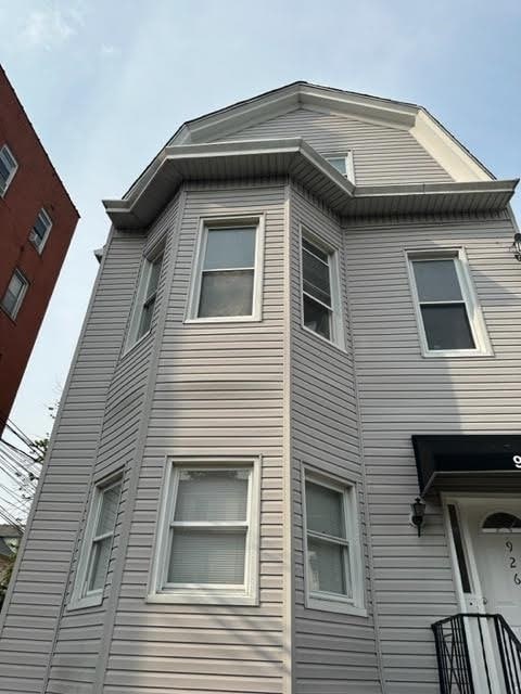 property at 926 17th St