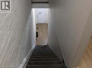 500 Main St E in Hamilton, ON - Building Photo - Building Photo