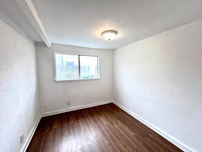 4315 Spring Oak Dr in San Antonio, TX - Building Photo - Building Photo