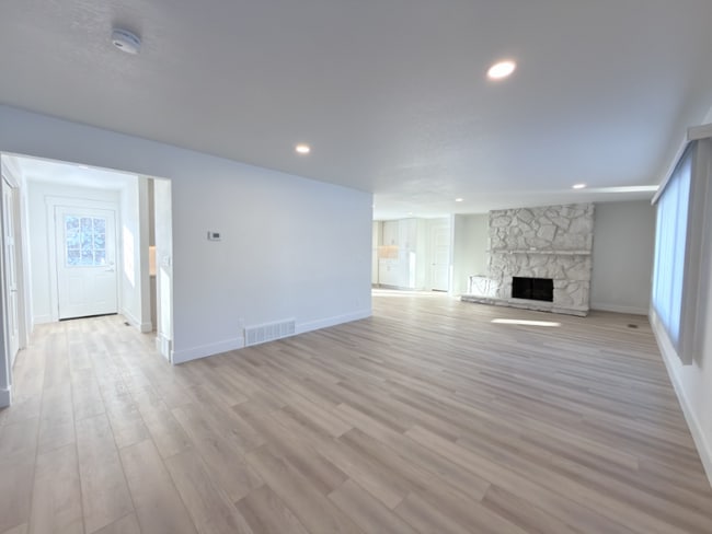 55 Captain Marsh Dr in Mandan, ND - Building Photo - Building Photo