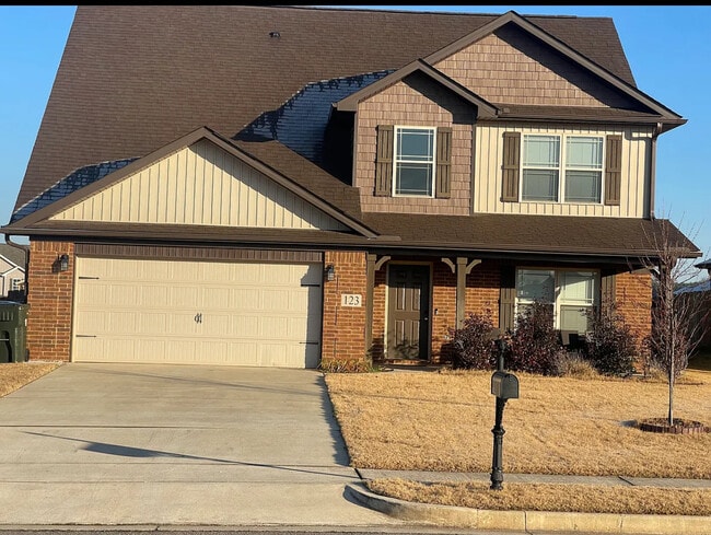 property at 123 Heritage Way Dr