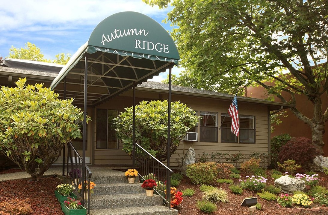 Autumn Ridge Apartments in Seattle, WA - Building Photo