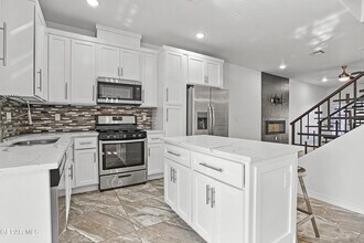 6315 Escondido Dr in El Paso, TX - Building Photo - Building Photo