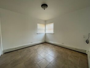 7722 W Belmont Ave in Chicago, IL - Building Photo - Building Photo