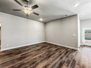 2800 Orchid Dr in Sherman, TX - Building Photo - Building Photo