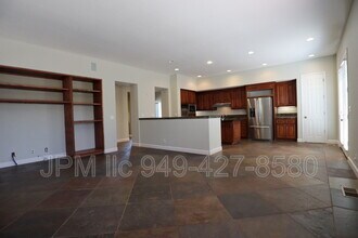 3000 Granite Pointe Dr in Reno, NV - Building Photo - Building Photo