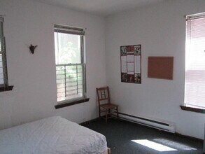 10 Parker Hill Ave, Unit 2 in Boston, MA - Foto de edificio - Building Photo