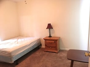 270 Pine Dr in Oxford, MS - Building Photo - Building Photo