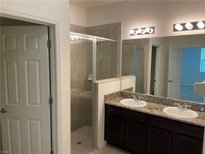 2700 NW 21st Terrace in Miami, FL - Building Photo - Building Photo