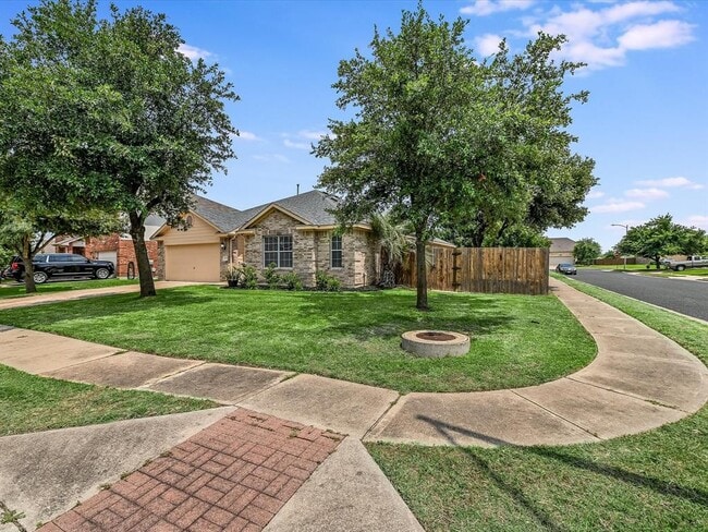 11124 Bleich Ln in Austin, TX - Building Photo - Building Photo