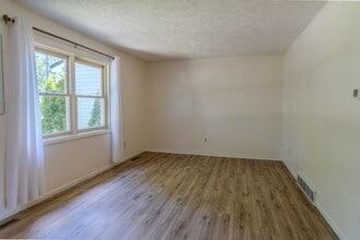 606 Rose St in Traverse City, MI - Building Photo - Building Photo