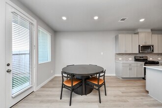 4111 Good Vineyard Ln in Houston, TX - Building Photo - Building Photo