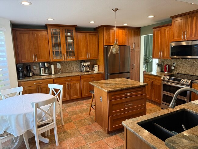 15869 W 65th Pl in Arvada, CO - Building Photo - Building Photo
