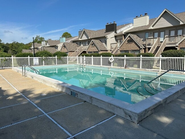 property at 7150 Plantation Rd