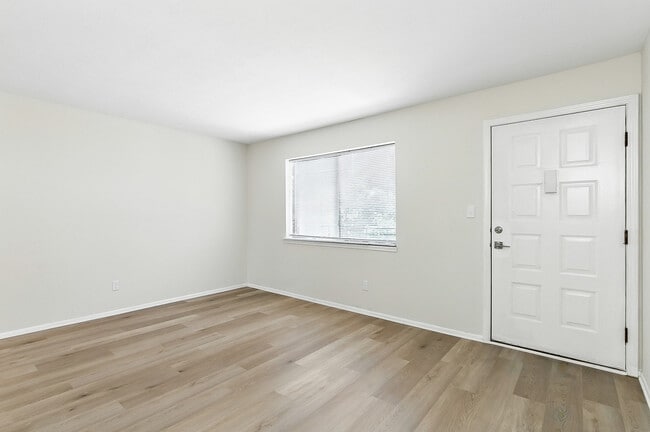 Boulder Creek Apartments in Jeffersontown, KY - Building Photo - Building Photo