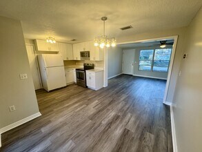 403 Tillman Ave SW in Palm Bay, FL - Building Photo - Building Photo