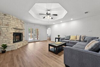 1045 Hidden Hills Dr in Dripping Springs, TX - Building Photo - Building Photo