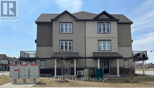 2489 Waterlilly Way in Ottawa, ON - Building Photo - Building Photo