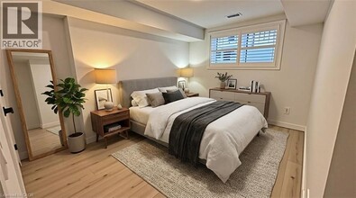 31 Mill St in Kitchener, ON - Building Photo - Building Photo